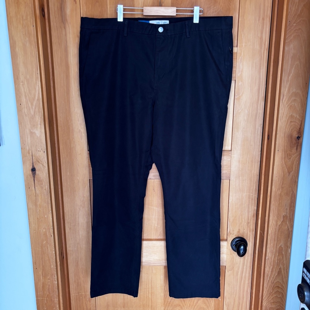 Old Navy Men's Ultimate Stretch Tech Chinos